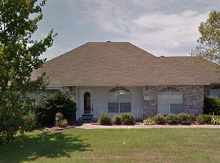 5742 Fir St, Lake Charles, LA 70605