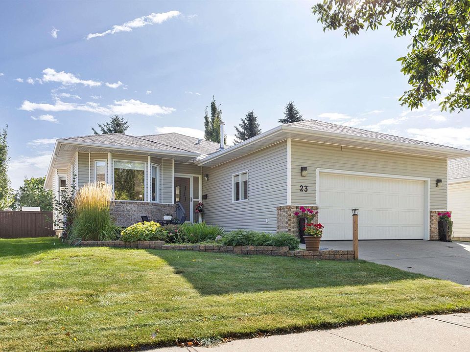 1st image of 23 Highland Cres