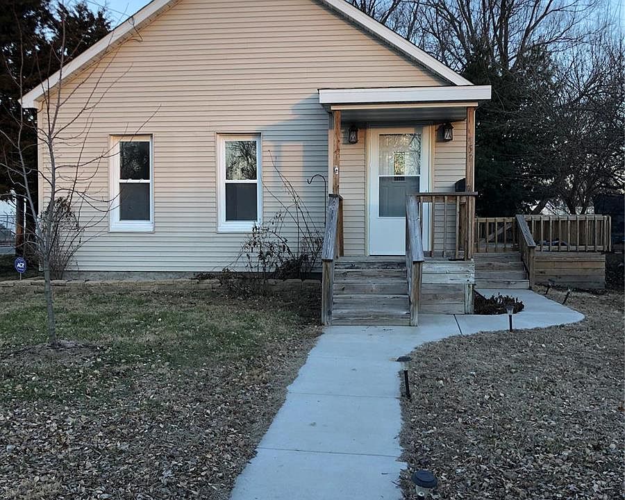 1st image of 357 N Plum St