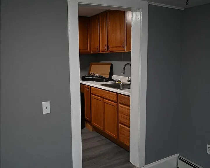 1040 Dutchess Tpke — Photo 9