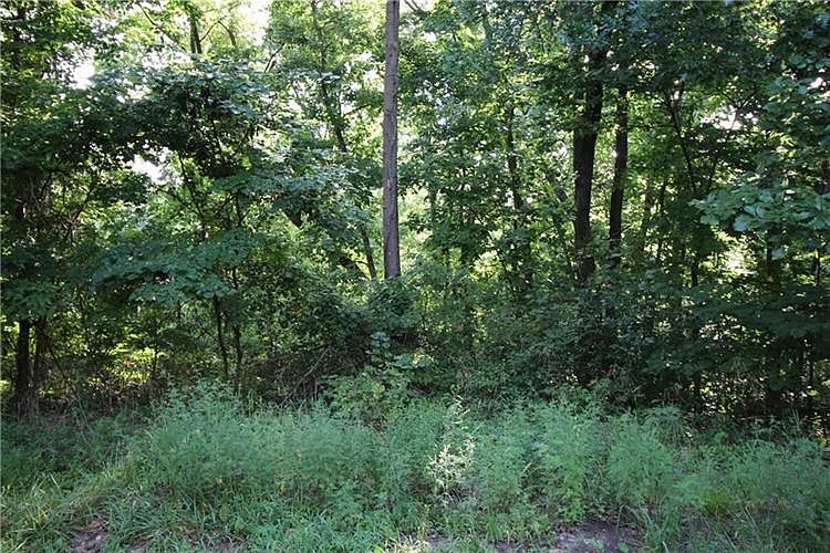 1st image of Taunton Ln