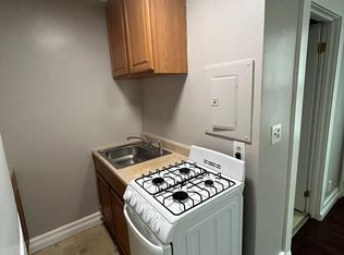 1 Park Cir #A8, Milford, CT 06460