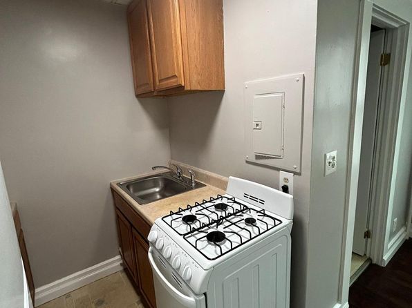 1 Park Cir #A8