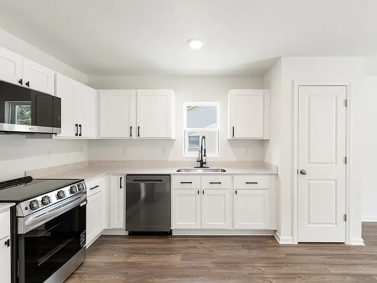 14241 SW 34th Terrace Rd — Photo 15