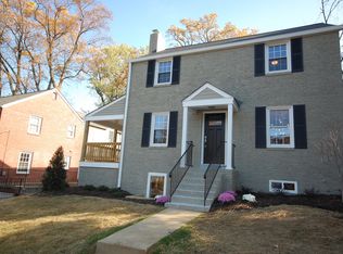 1015 McKinley Rd, Arlington, VA 22205