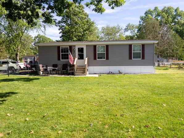 255 Lamplighter Blvd, Fort Edward, NY 12828