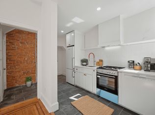 1221 N Franklin St APT 1, Philadelphia, PA 19122