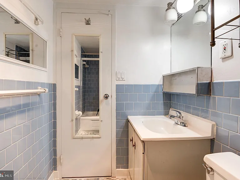 1301 S Arlington Ridge Rd #310 — Photo 25