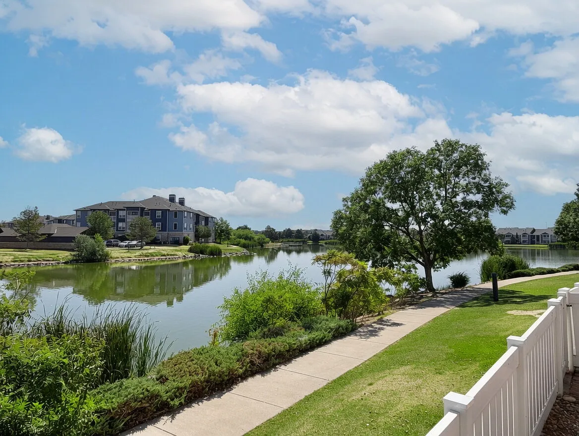 3 bed, 2.5 bath, 1533 sqft, $2,700 — Photo 2
