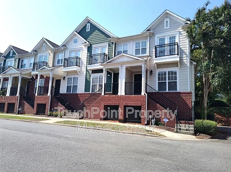 500 Village Park Dr