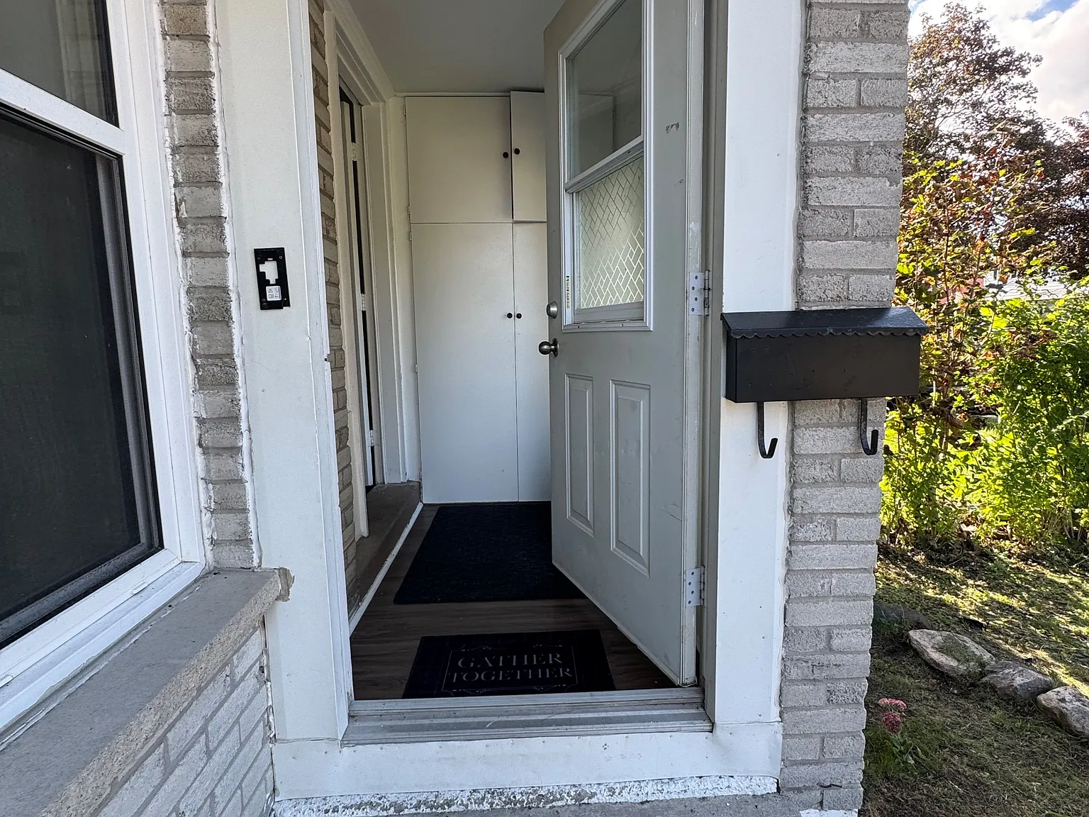 3 bed, $2,500 — Photo 3