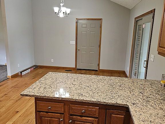 new granite counter tops wit