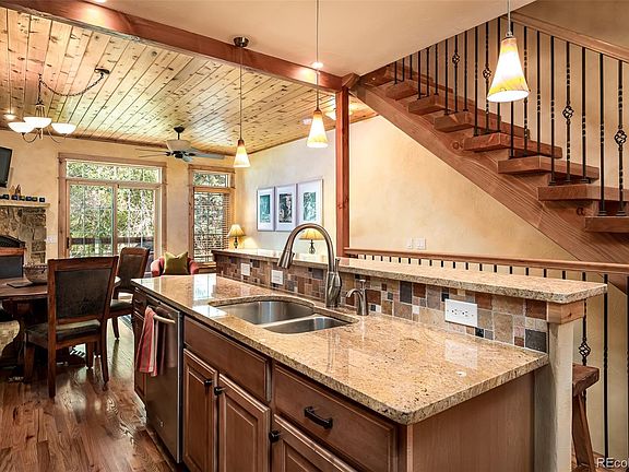 3rd image of 3037 Aspen Leaf Way