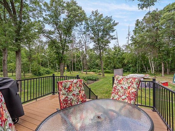 4th image of 16715 Paul Rd