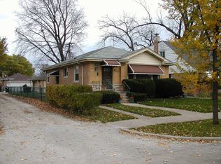 7543 Kenton Ave, Skokie, IL 60076