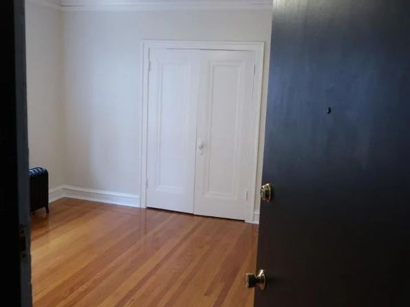 4477 N Elston Ave #2A