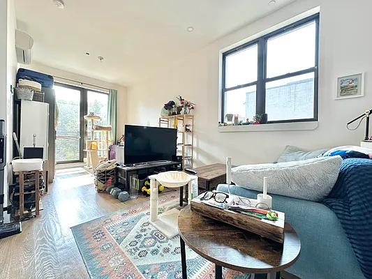 Rented by Doorway NYC, LLC | media 14