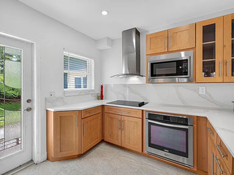283 Imperial Ln — Photo 12