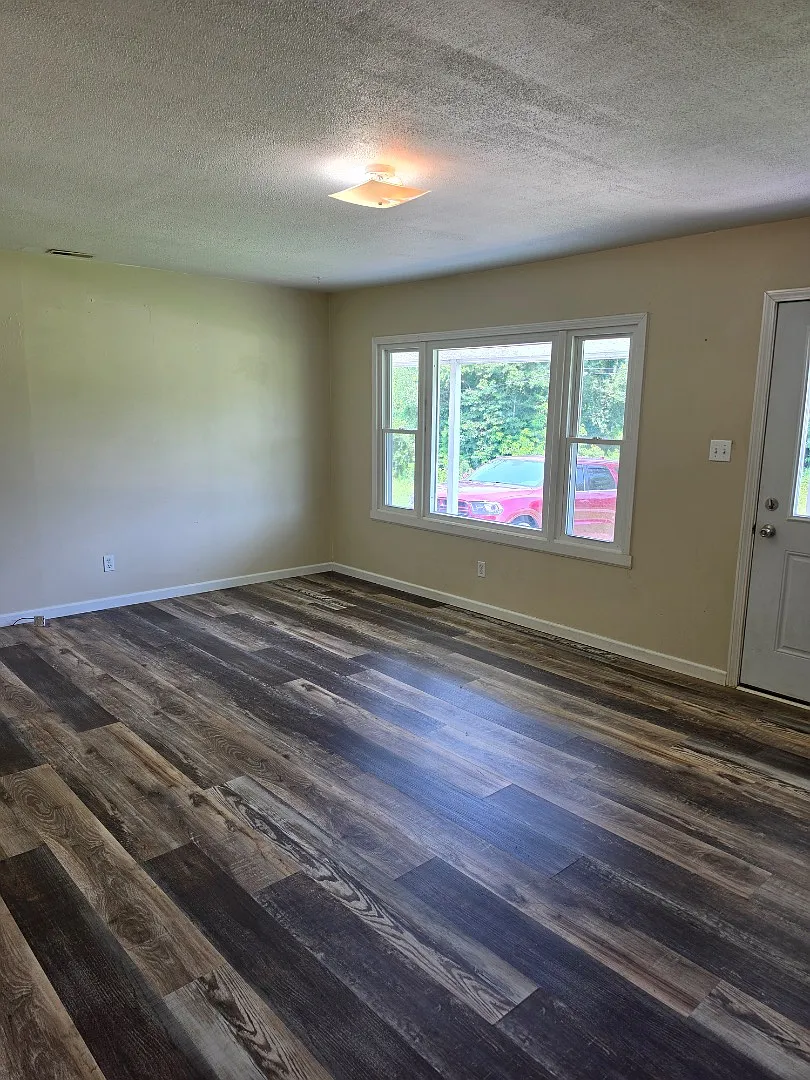 2805 Rhodelia Rd — Photo 1