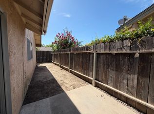 1519 Jennifer St, Ripon, CA 95366