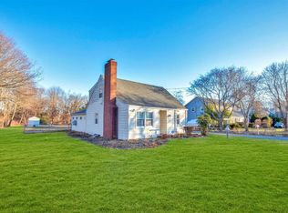 49 Ocean Ave, Center Moriches, NY 11934