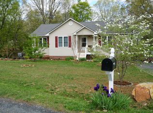 870 Mount Olivet Church Rd, Lynchburg, VA 24504