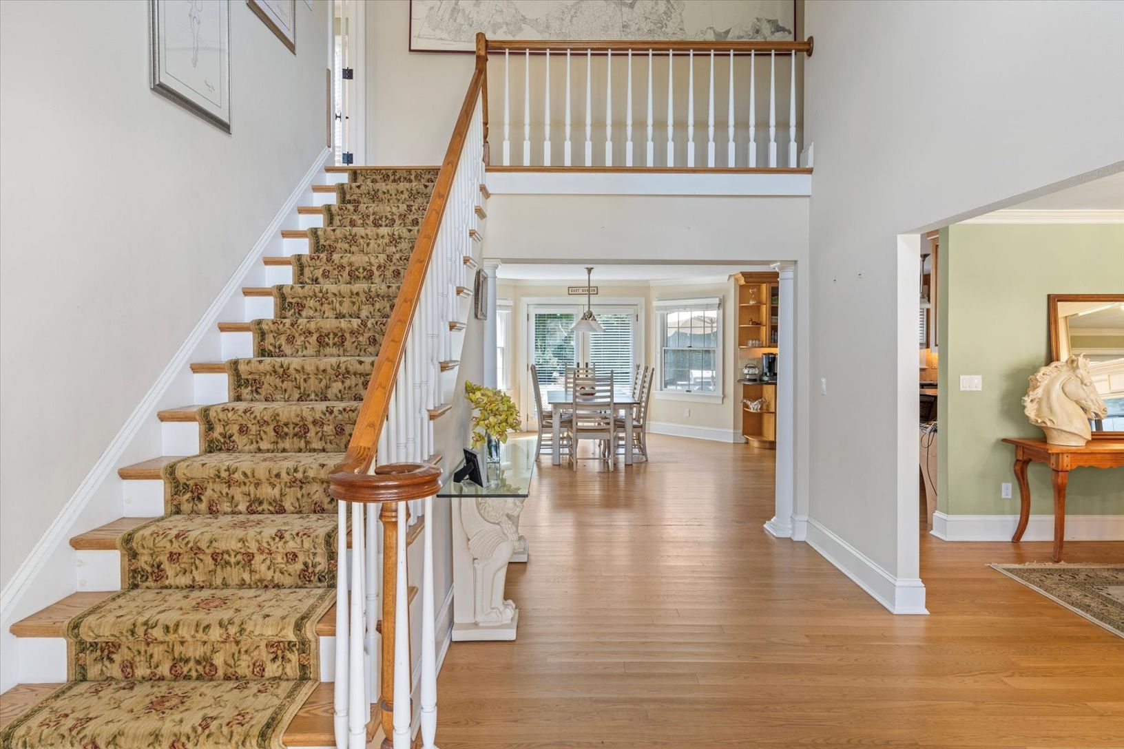 Foyer with Double Height Ceiling
