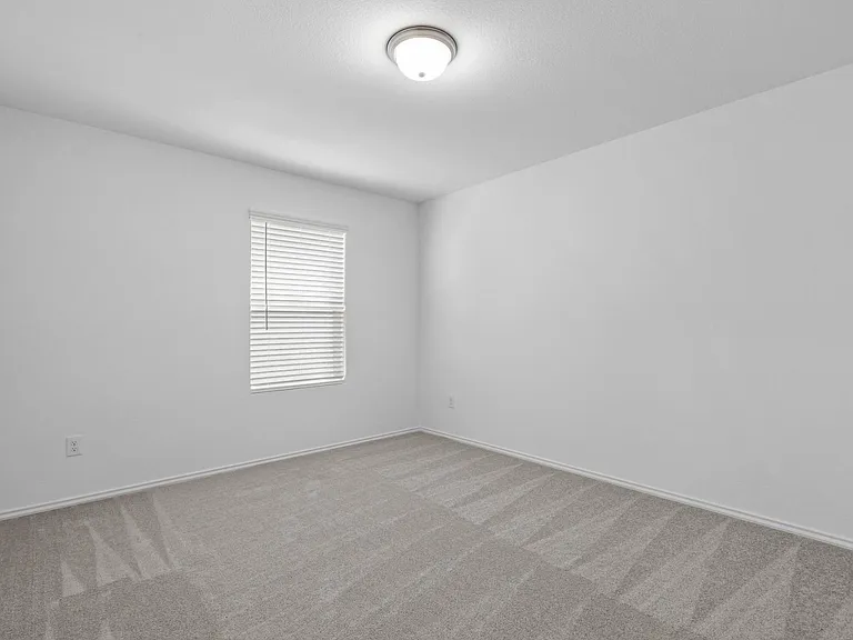 4433 Benham Dr — Photo 19