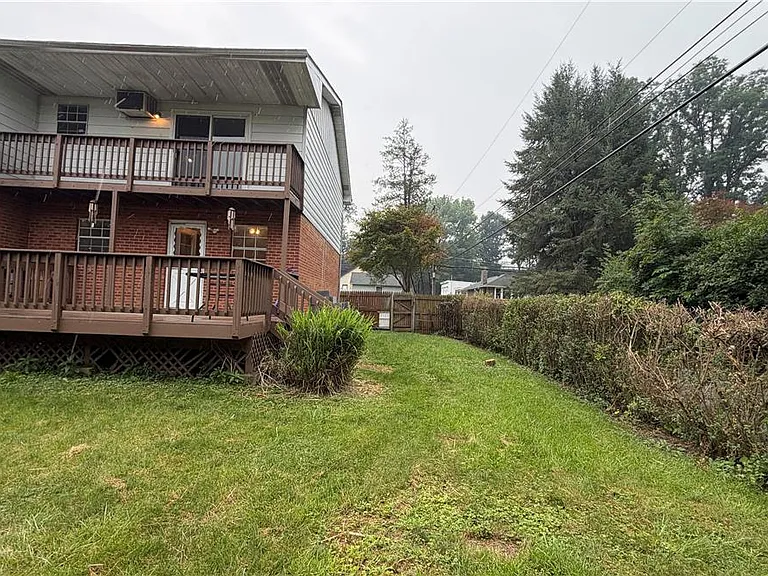 1809 Frankenfield St — Photo 17