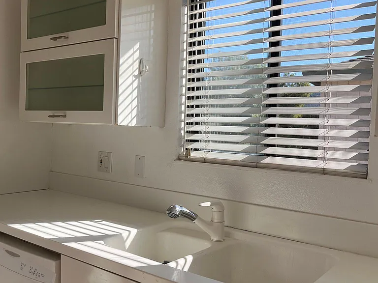 10 Keel Ct — Photo 2