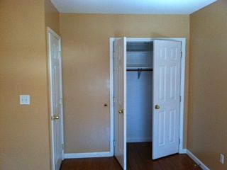 4th image of 126 Noll St #2