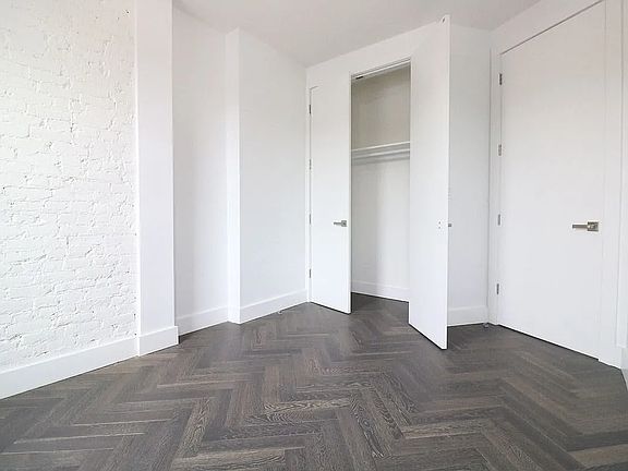 5th image of 1533 Pacific St #1B
