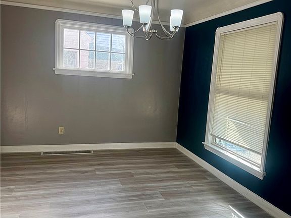 4th image of 4912 Vandalia Ave
