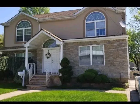 189 Newport Road, Uniondale, NY 11553