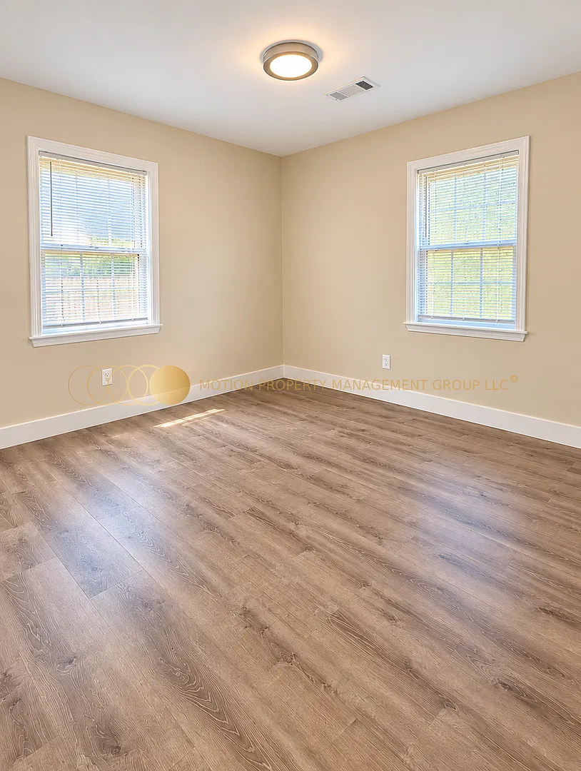 113 Rose Street — Photo 3