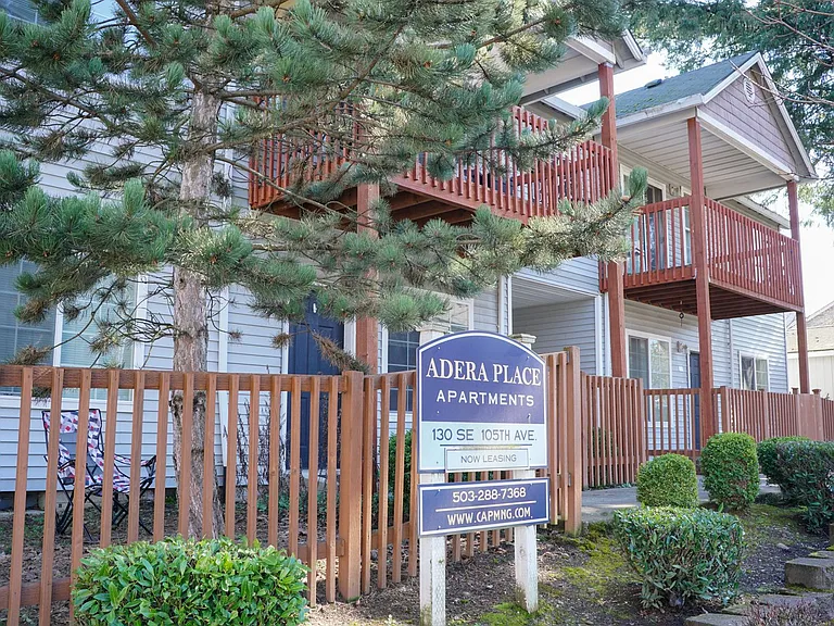 130 SE 105th Ave #C1 — Photo 1