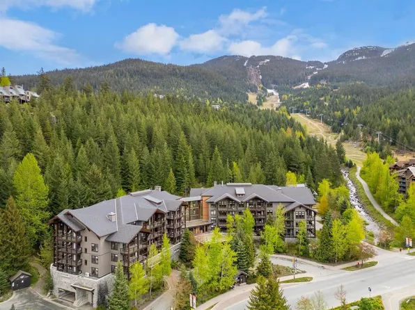 2020 London Ln #103B, Whistler, BC V8E 0B6