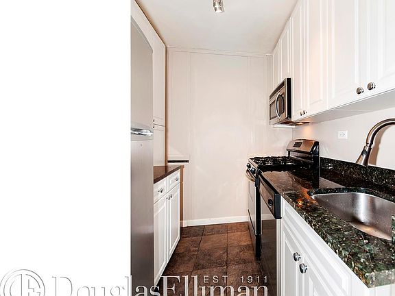 3rd image of 345 E 81st St APT 5J