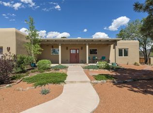 112 Calle Paisano, Santa Fe, NM 87505