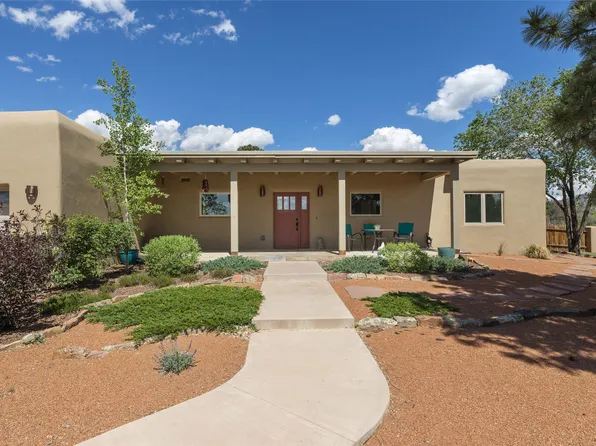 112 Calle Paisano, Santa Fe, NM 87505