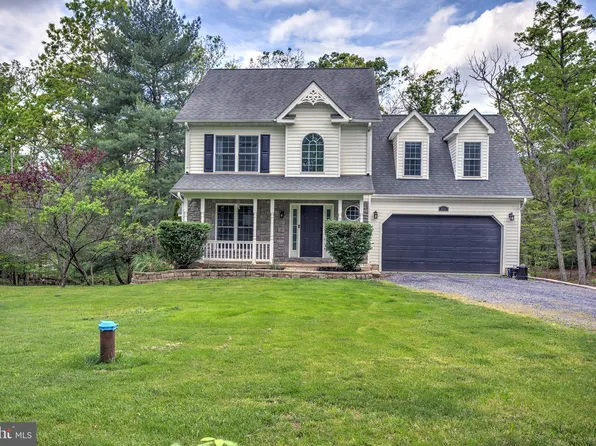 894 Arrowhead Rd, Front Royal, VA 22630