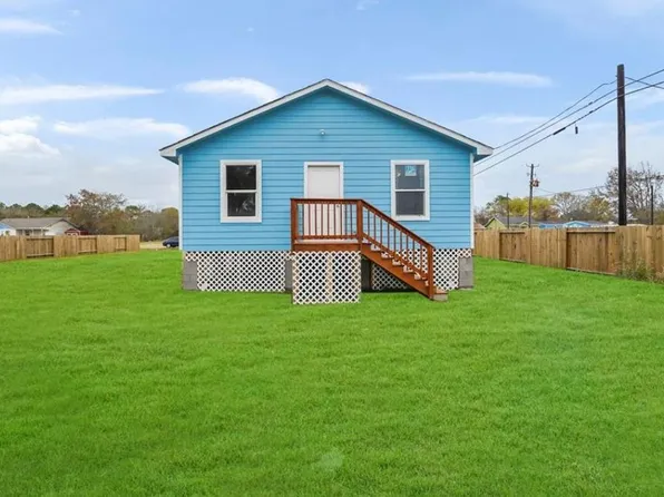 6403 O'Brien St, Hitchcock, TX 77563