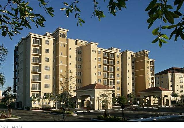 1st image of 580 El Camino Real #3702