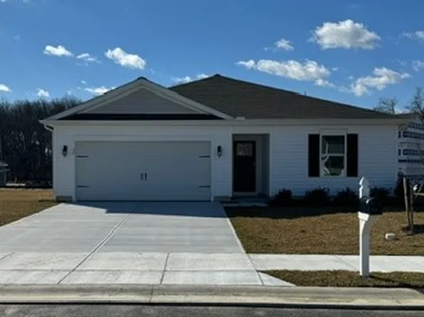 32 New England Dr, Felton, DE 19943