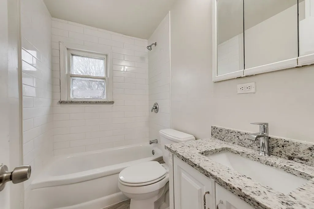 2932 marjorie - 1 — Photo 2