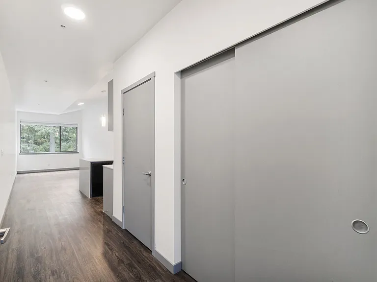3 Bedroom Vaulted Ceilings