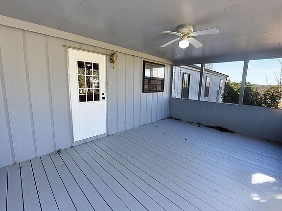 4th image of 253 Windy Ln