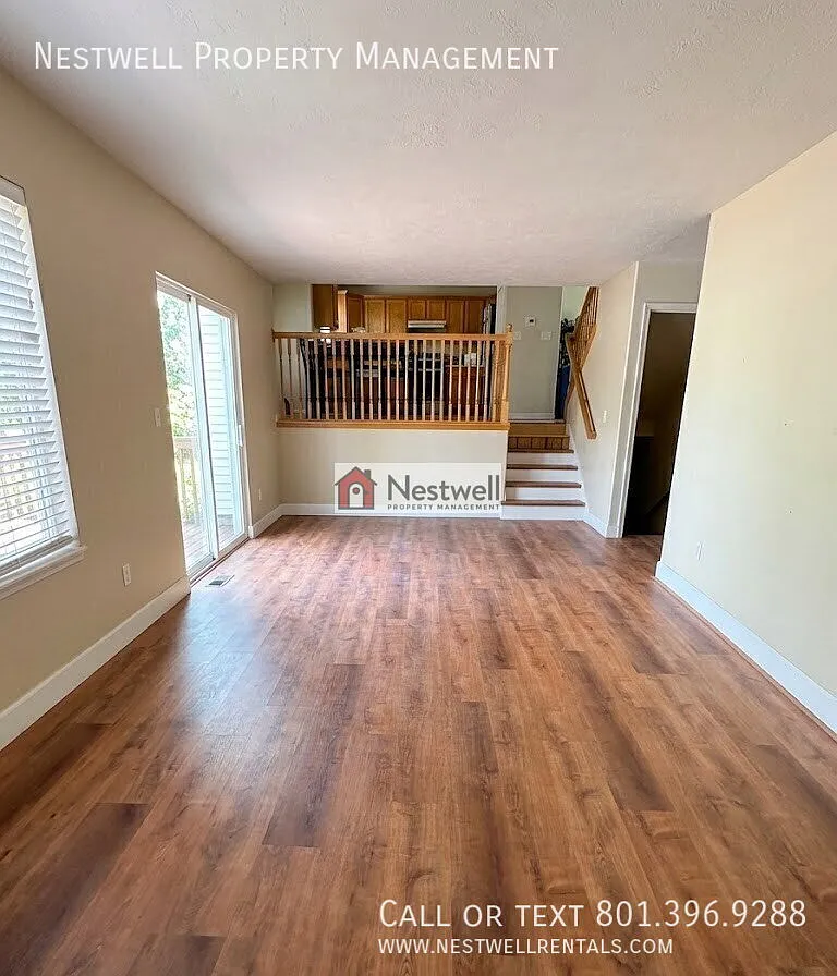 Beautiful 4 -bed home in Saratoga Springs! — Photo 2