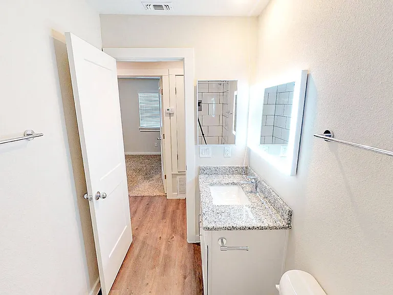 Mosswood Apartments — Photo 58