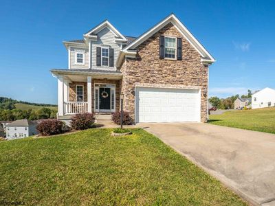227 Meadow Ponds Ln, Maidsville, WV, 26541